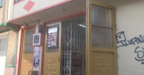 TIENDA DE BARRIO  CALLE 68A TIENDA DE BARRIO  CALLE 68A